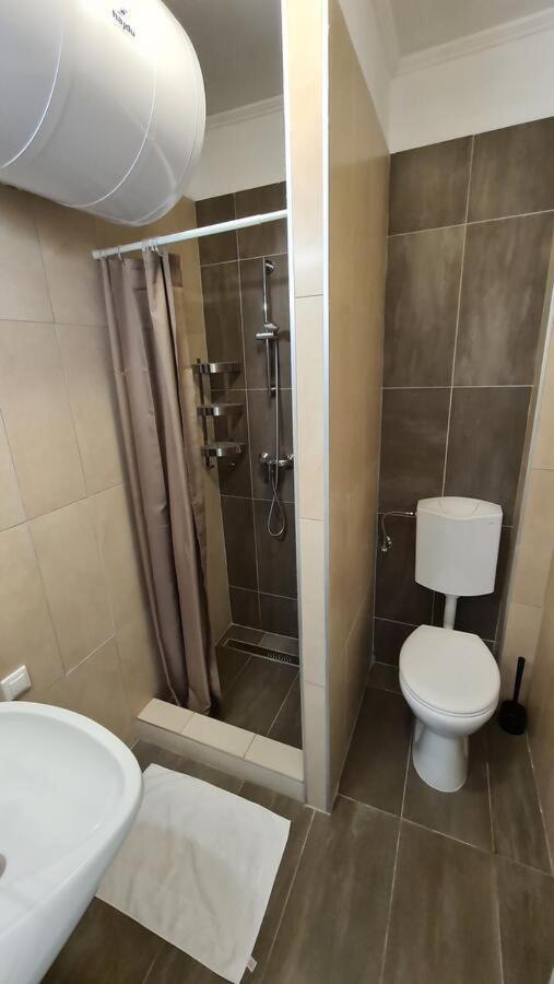 Mediterran Apartman With Pool Siofok Luaran gambar